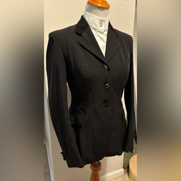 Grand Prix Show Jacket.Washable Show Jacket.Fabric 69. 95% Polyester 5% Spandex. - Picture 6 of 8